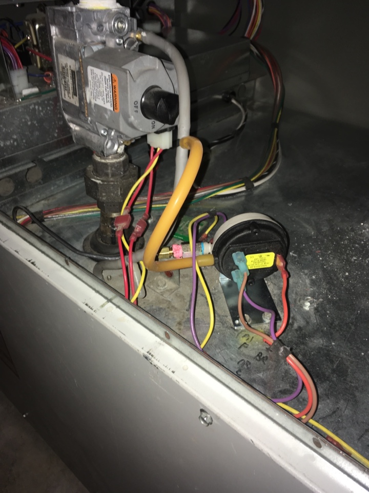 Ranchlands, AB - Replaced new style Aluminum tube pressure switch on Lochinvar boiler Ranchlands, AB - Replaced new style Aluminum tube pressure switch on Lochinvar boiler